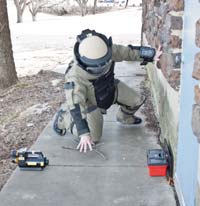 Hazardous Devices Unit Inspects Device Hazardous Devices Unit Inspects Device